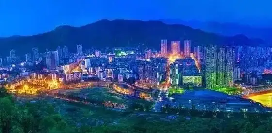 音量调节🎵电脑遇到声音小怎么办？实用解决技巧汇总