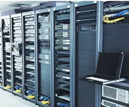 云服务器🚀高性能—ISIF Cloud香港B-COM采用EPYC处理器，10G带宽全面优化