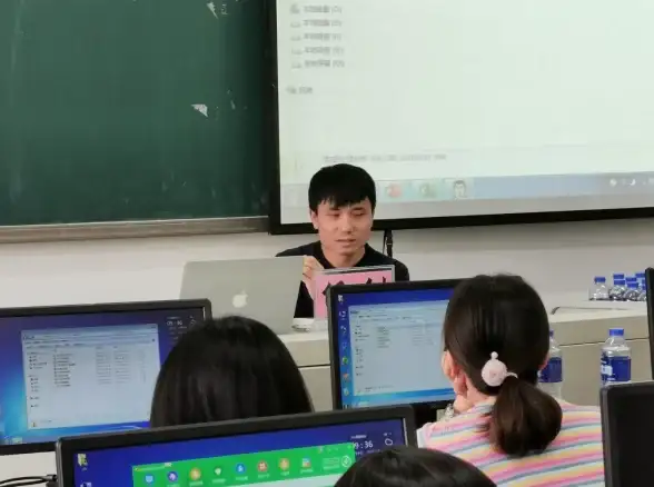 高性能服务器 海量内存 Spinservers美国服务器专家，1.5T超大内存方案助力企业升级