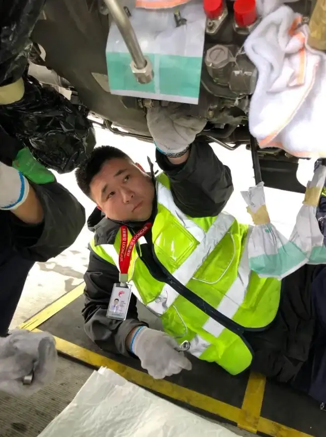 【数据守护】极速访问 多版本备份加持—稳定免费云空间，随时恢复，安全无忧