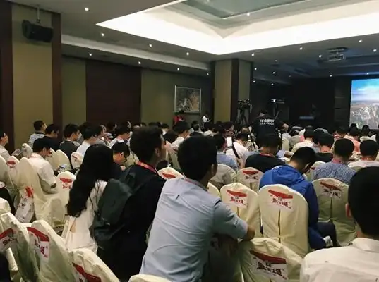 🚀实用技巧｜高效获取本机DNS服务器地址—网络运维必看干货🌟查询方法详解】
