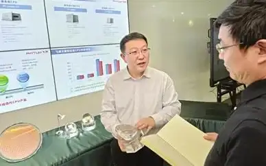 前沿技术🚀飞腾CPU创新突破与国产芯片产业应用前景深度解析
