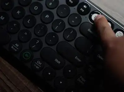 无线连接🖱新手指南：电脑无线鼠标快速配对与使用全流程解析