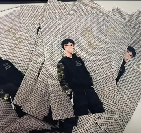 游戏攻略🔥和平精英组队界面炫酷跳舞技巧大揭秘！