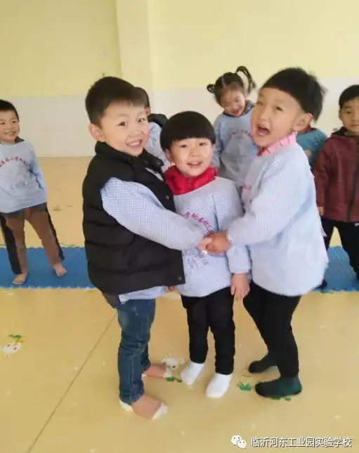 歌词管理🎵小鱼教您轻松打开电脑上的lrc歌词文件
