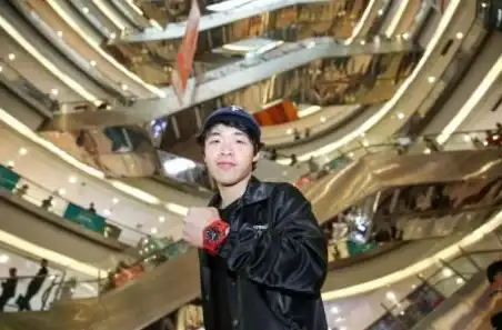 赛车传奇★超强黑金车实力PK★赛道制霸全解析