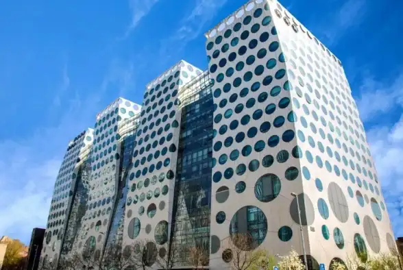 【信息前沿聚焦】实时洞察热点 数据安全服务器人数动态提醒—前沿技术提示