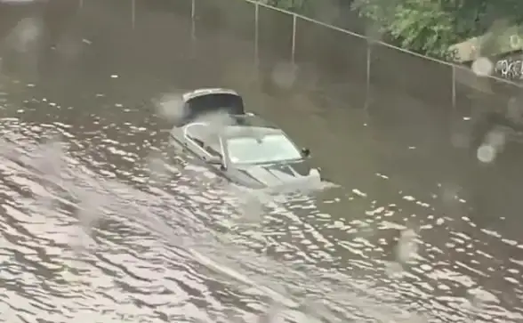 紧急逃生🚨地铁安全 指南详解 地铁逃生路线选择全攻略