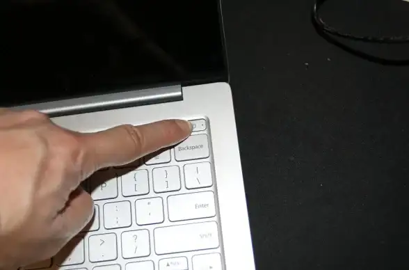 电脑故障🖥手提电脑开不了机怎么办，实用应对技巧全解析