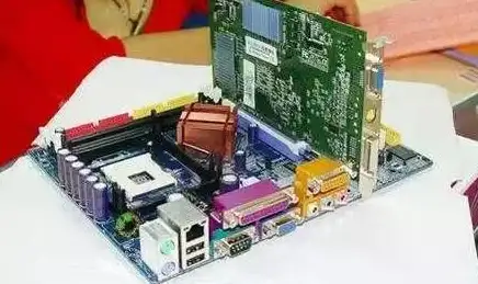 电脑故障🖥黑屏排查｜电脑开机黑屏怎么办？五个实用步骤帮你快速定位原因