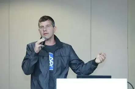云原生|集群网络：深入解析Kubernetes容器网络模型的实现与应用