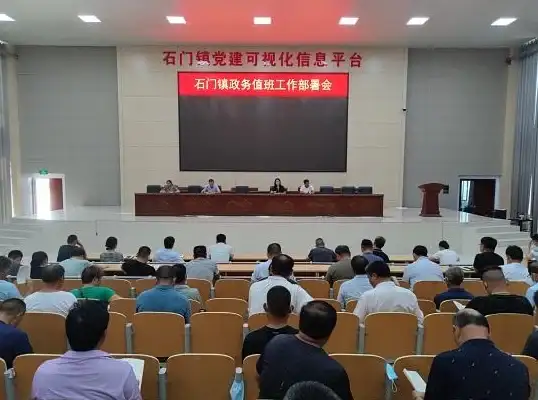 音响教程🎵电脑音响安装全攻略，小鱼带你轻松连接小音响