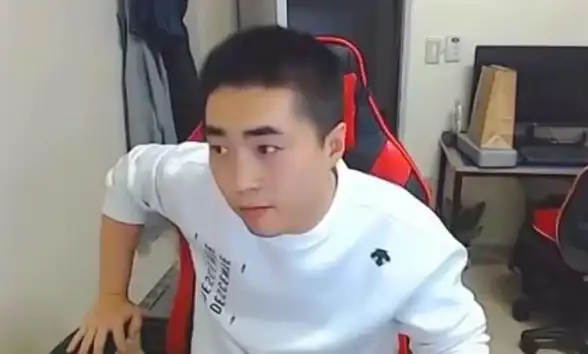 游戏圈劲爆揭秘｜最新吃鸡外挂服务器搭建详细攻略｜防坑警示解析 热门推荐