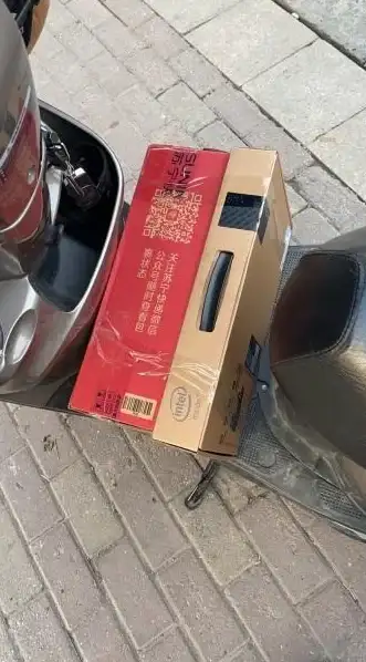 电脑故障💻黑屏应急处理：电脑黑屏怎么办？教你快速重启恢复正常