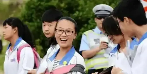 主板选购指南🛠2024年z490主板怎么选？详细攻略帮你避坑省钱