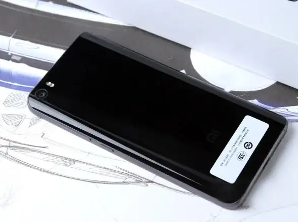 新品发布📱高像素旗舰手机震撼登场，带来高清视界与纤薄智能体验