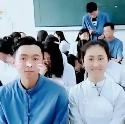 职场🔥生活🔑我独自生活》打工战士必备资源与成长全攻略