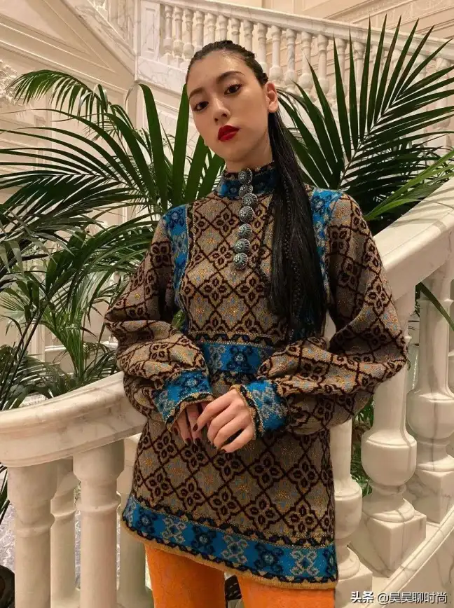 🔔追新歌热潮｜热门MV下载全方位指南！正版权益防踩雷【娱乐速递】