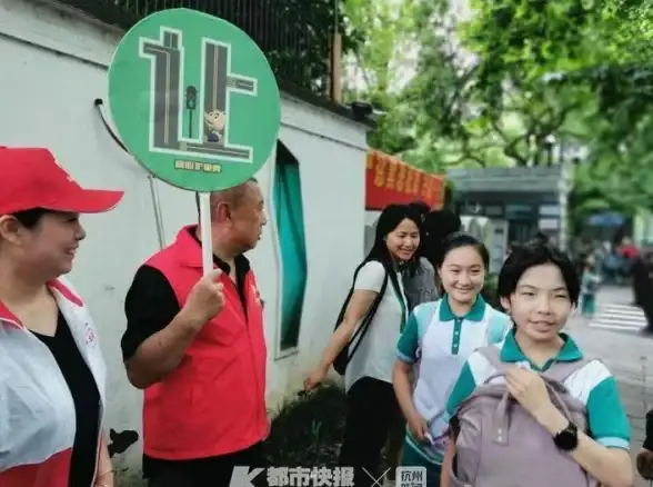 🌟潮流必打卡🌟西湖探秘🌟互动体验丨《鸣潮》西湖联动全攻略＆亮点大揭秘！