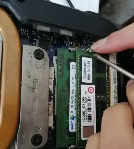 电脑配置💡32位和64位的区别是什么？教你轻松辨别并正确选择