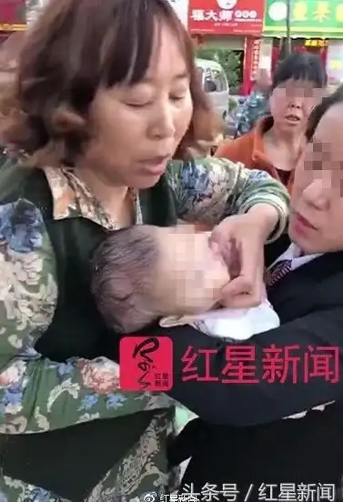 苹果设备软件渠道新风向！独家追踪苹果4软件最新动态【通讯热议】