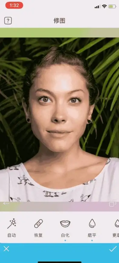 还在寻找专业级人像修图工具？Facetune的强大功能让你轻松打造精致照片！