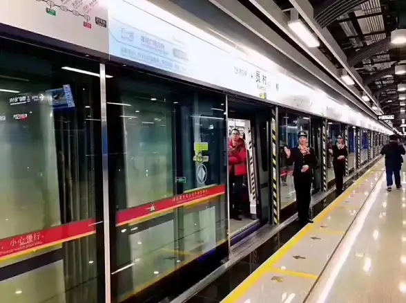出入地铁站总是不方便？广州地铁APP一键解决你的困扰！
