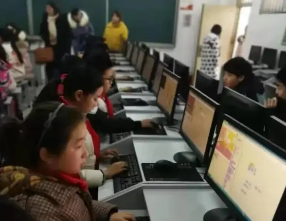 想随时随地畅游成语世界？成语通APP让你轻松掌握海量成语！